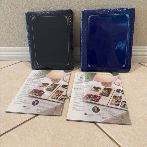 Creative Memories Set of 2 Blue Photo Albums Set with Page Protectors NWT - Picture 2 of 3